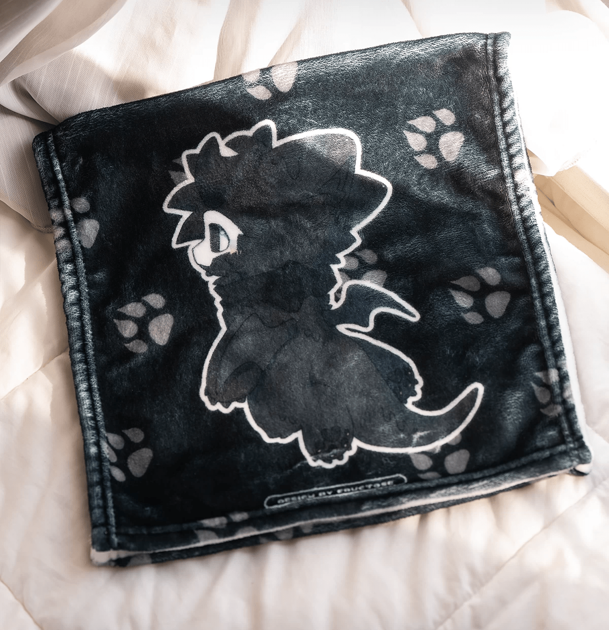 Changed Puro Flannel Towel, Black & White - TOY-ACC-991E03 - Fructose Variety Shop - 42shops