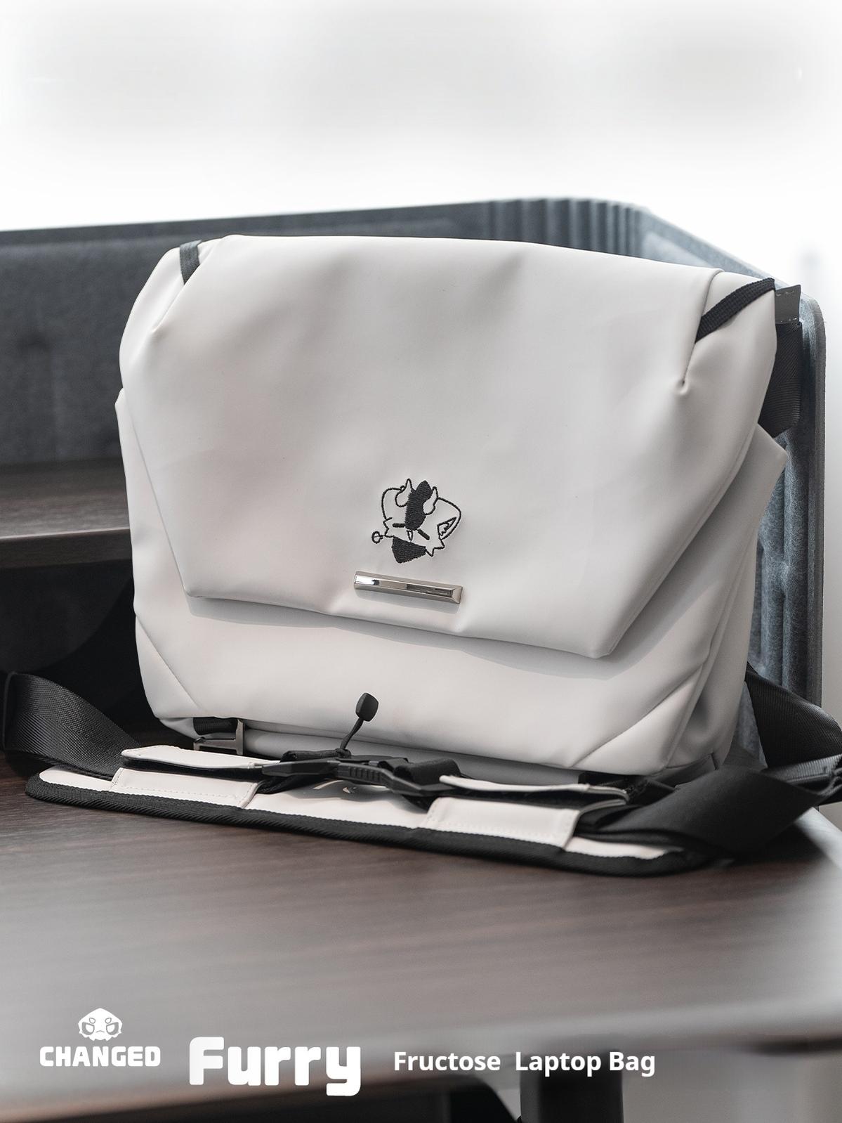 Changed Puro Nylon Laptop Bag, Black & White - TOY-ACC-990E04 - Fructose Variety Shop - 42shops