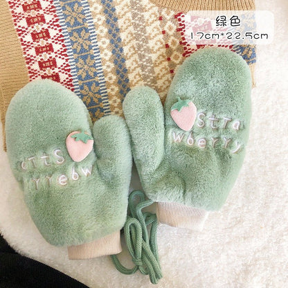 Winter Warm Thickened Gloves With Velvet green strawberry  